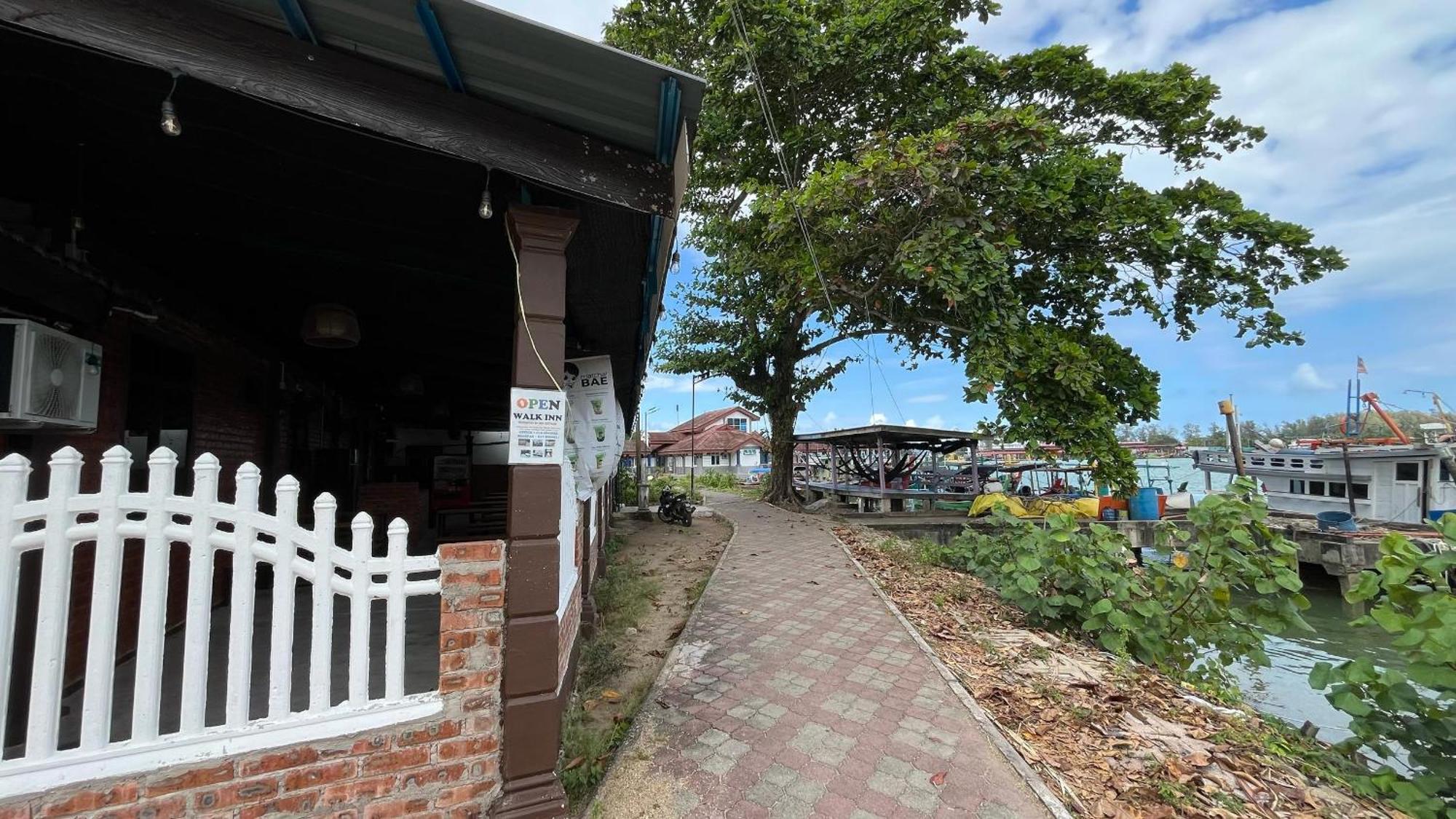 Roomstay By Abe Cottage Kampung Kuala Besut Exteriér fotografie